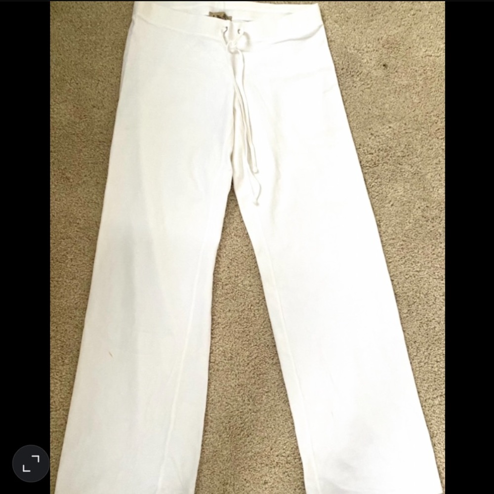 Juicy Coutoure White Jumpsuit Pants. Size M.